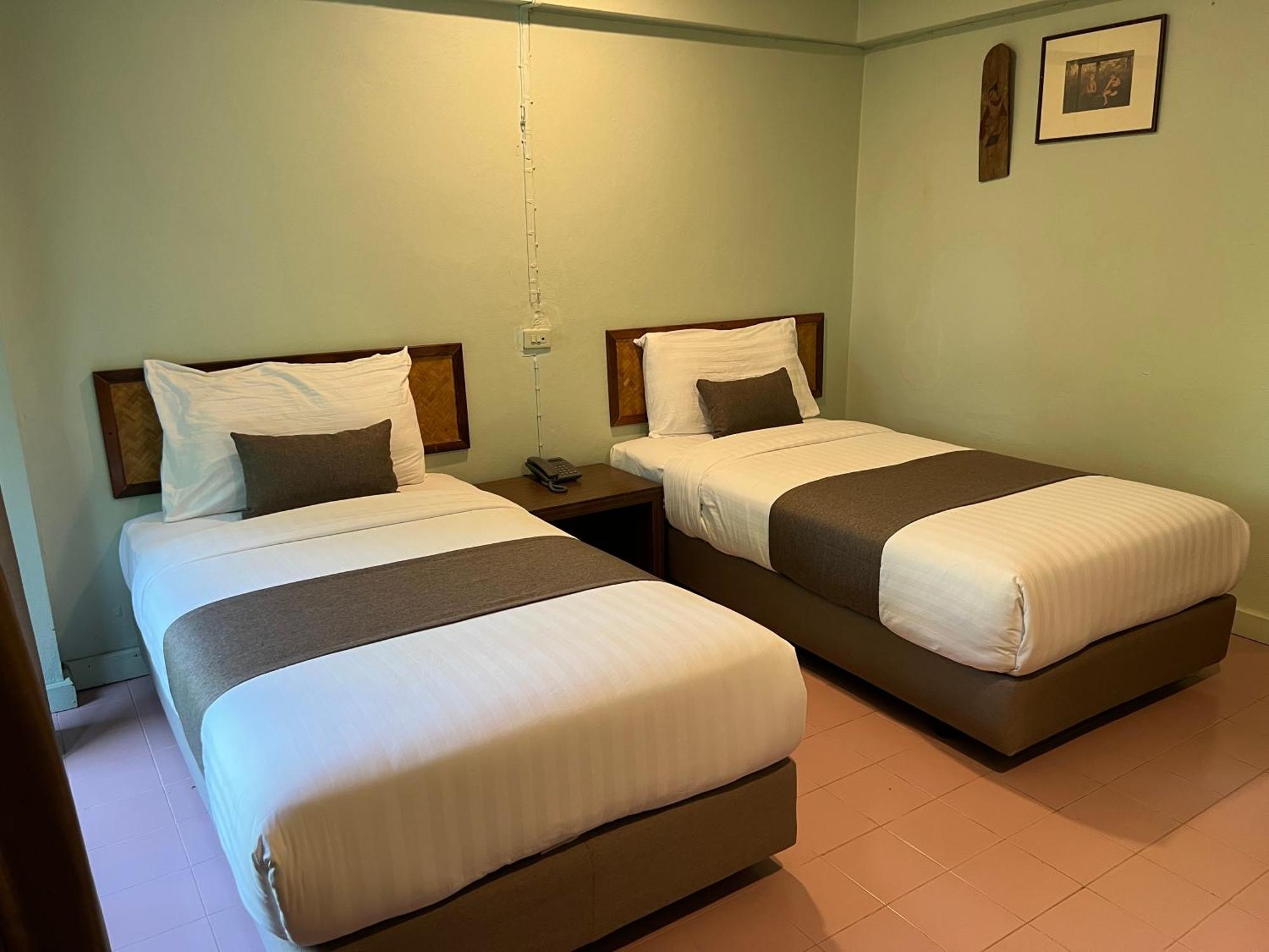 A Hotel Budget Чианг Сеeн Екстериор снимка
