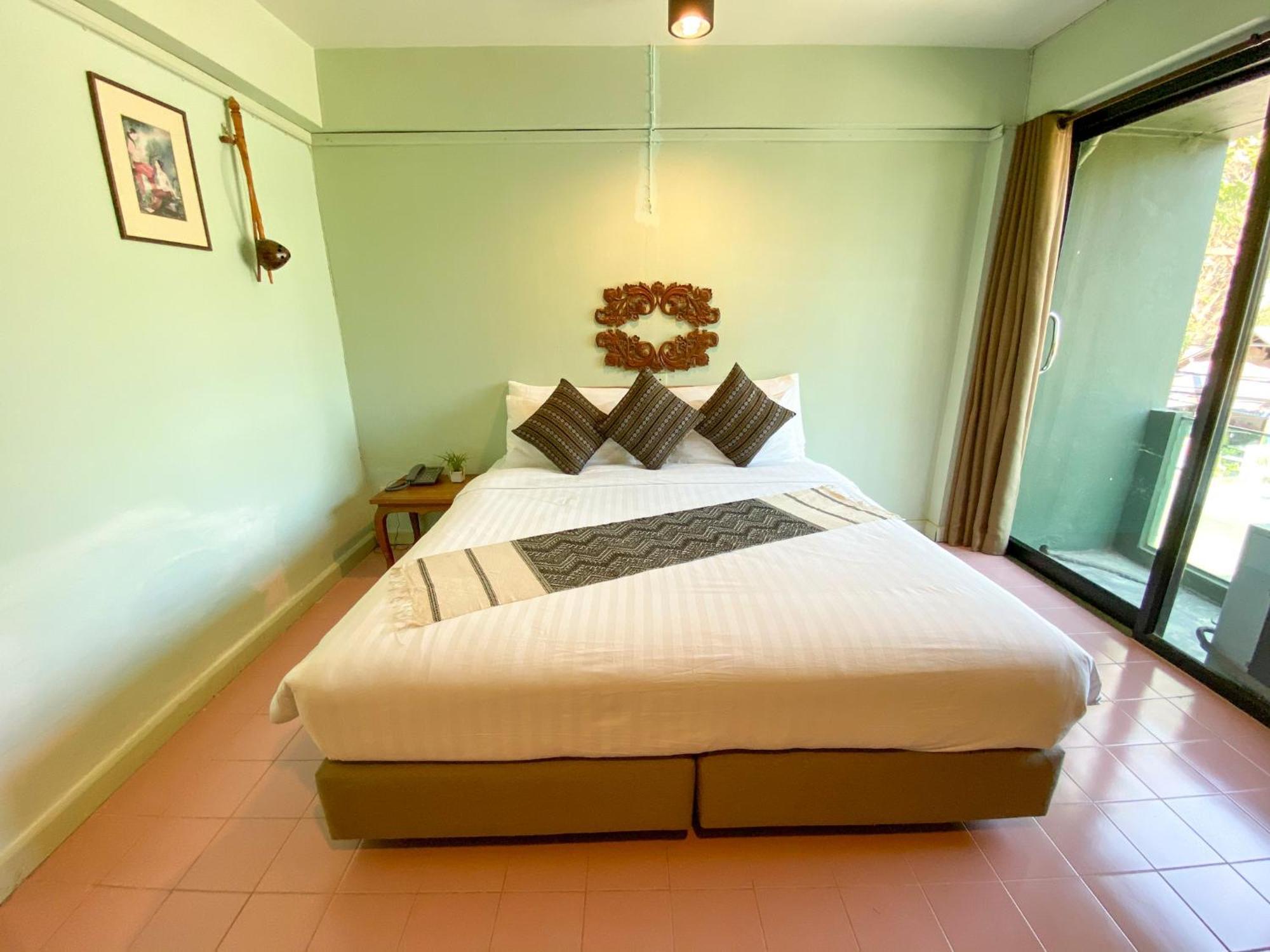 A Hotel Budget Чианг Сеeн Екстериор снимка